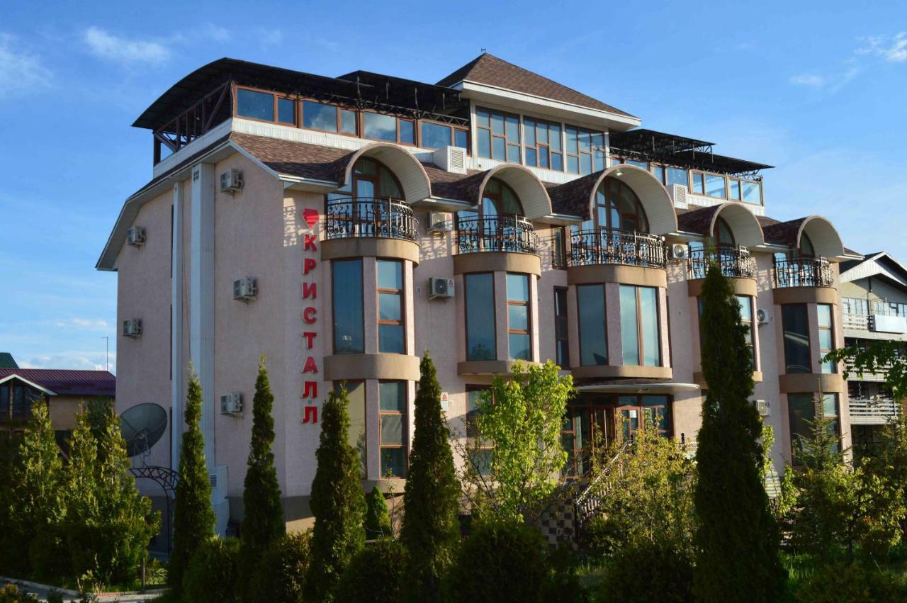 Kristall Hotel Bosteri Kültér fotó